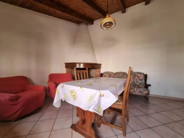 Casa Indipendente via Fontane, Villaspeciosa