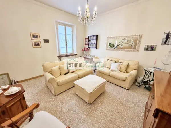 Villa Via Sant'Agostino, Pietrasanta