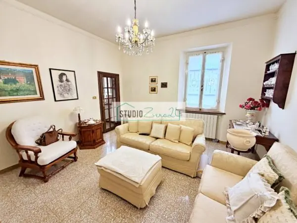 Villa Via Sant'Agostino, Pietrasanta