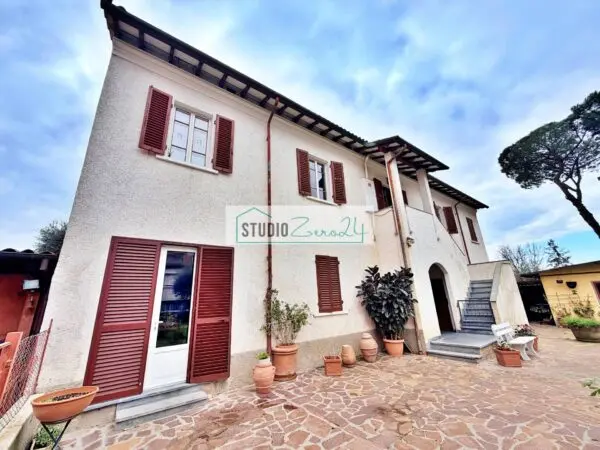 Villa Via Sant'Agostino, Pietrasanta