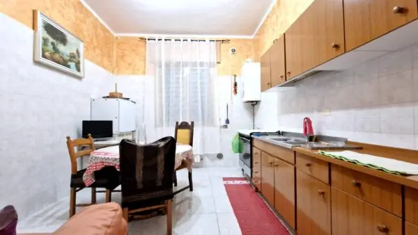 Appartamento via Properzio 17, San Nicandro Garganico