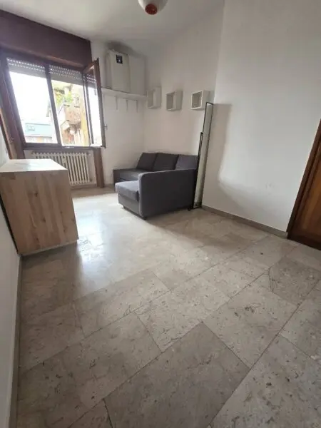 Appartamento via Melzo 13, Milano
