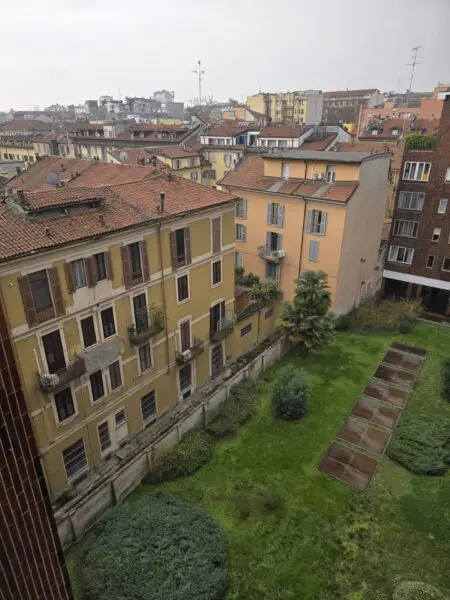 Appartamento via Melzo 13, Milano