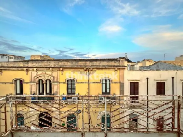 Appartamento via Isonzo, Siracusa