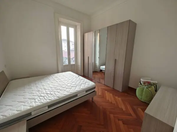 Appartamento via Spartaco 10, Milano