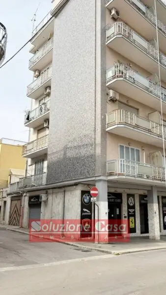 Appartamento via Corsica 44, Canosa Di Puglia