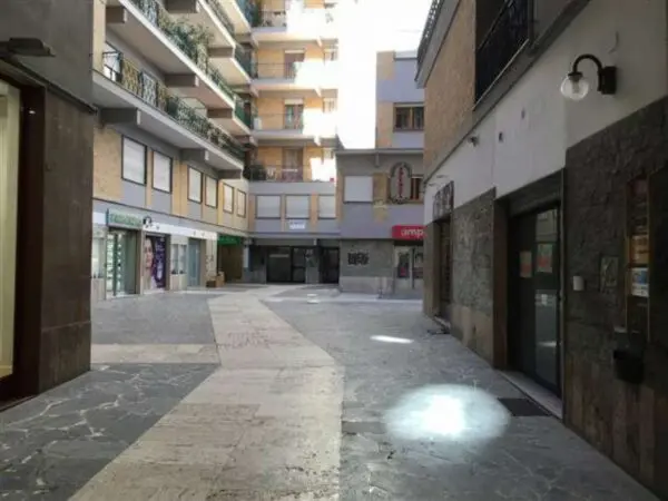 Locale Commerciale via Mazzini, Campobasso