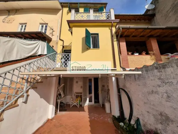 Casa Semindipendente via Impero, Stazzema