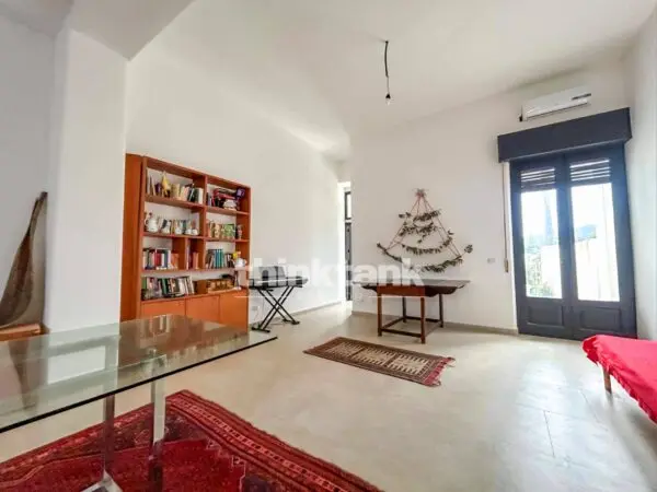 Casa Semindipendente via Ariazzi, Acireale