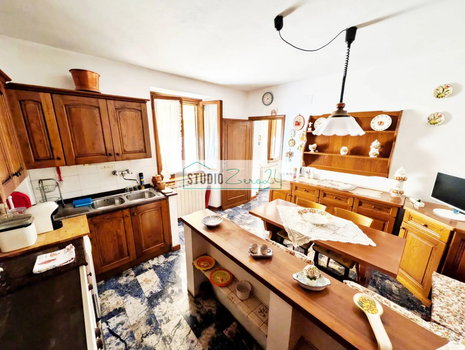 Immagine per Casa Semindipendente in vendita a Stazzema Piazza Signoria 