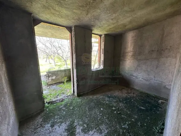Villa via Ragni, Massa Di Somma
