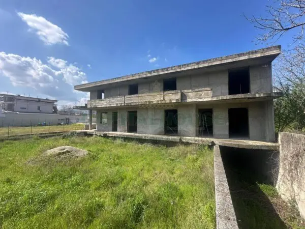 Villa via Ragni, Massa Di Somma
