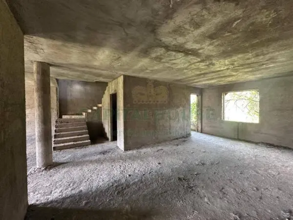 Villa via Ragni, Massa Di Somma