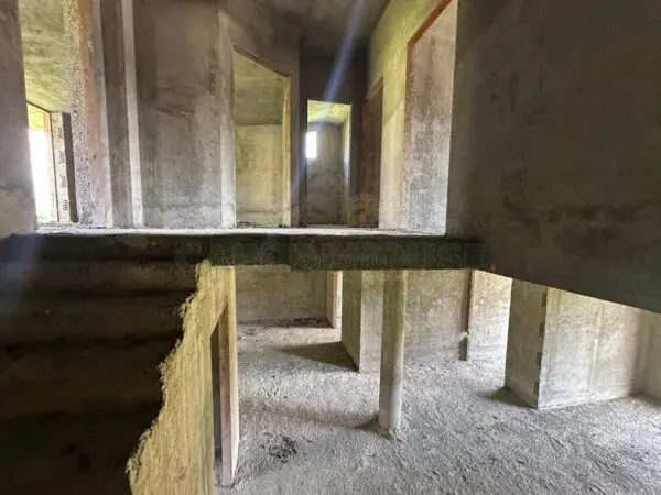 Villa via Ragni, Massa Di Somma