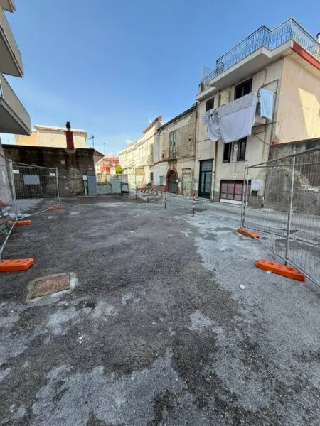 Locale Commerciale via Principe Di Piemonte, Visciano