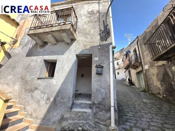 Casa Indipendente via Arrigo Rosso, Calatabiano