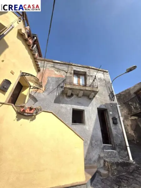 Casa Indipendente via Arrigo Rosso, Calatabiano