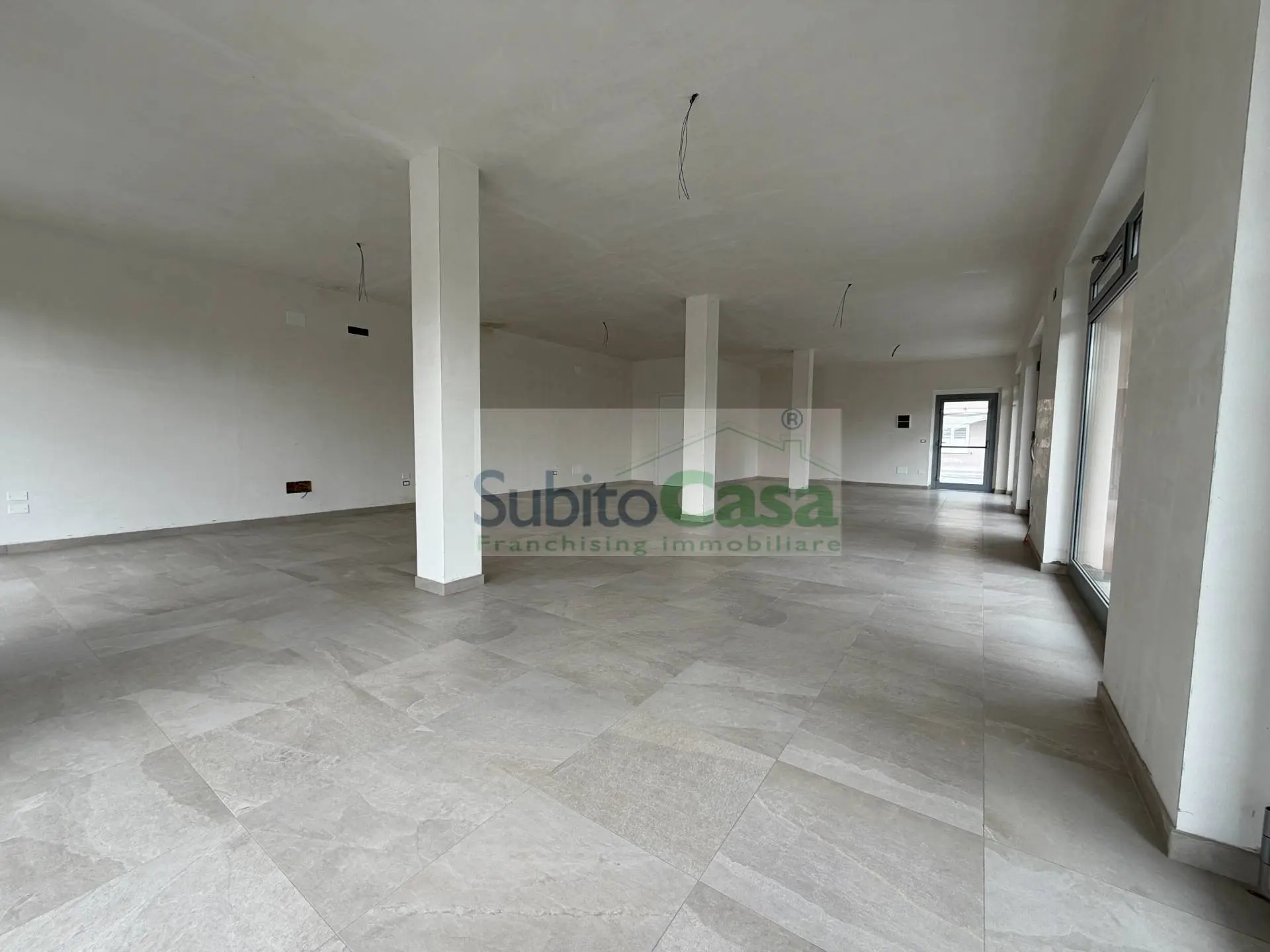 Immagine per Locale Commerciale in affitto a Cepagatti Via Dante Alighieri 