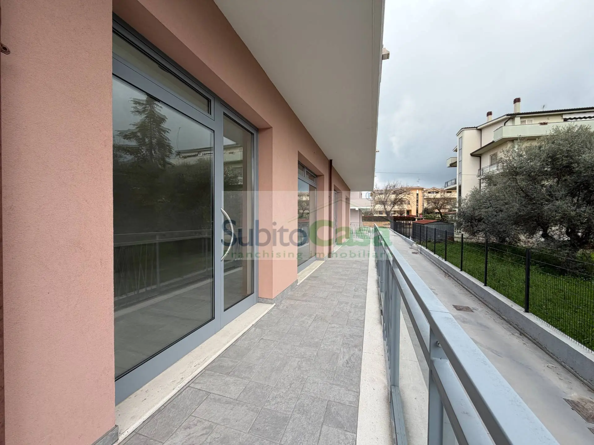 Immagine per Locale Commerciale in affitto a Cepagatti Via Dante Alighieri 