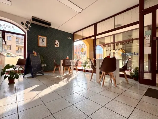 Attività Commerciale via Roma 52, Lonigo