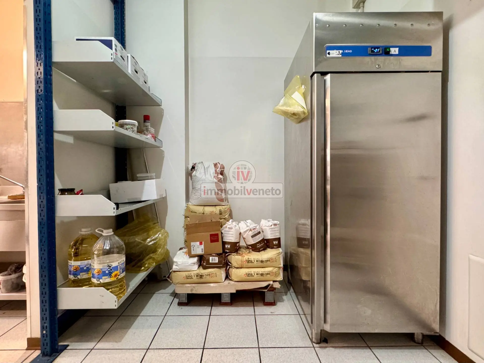Immagine per Attività Commerciale in vendita a Lonigo VIA ROMA 52