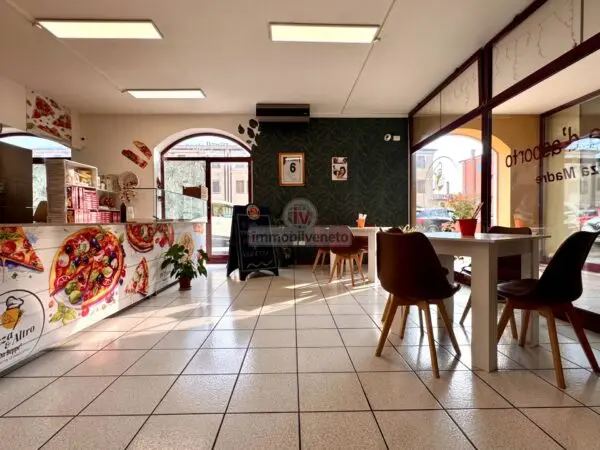 Attività Commerciale via Roma 52, Lonigo