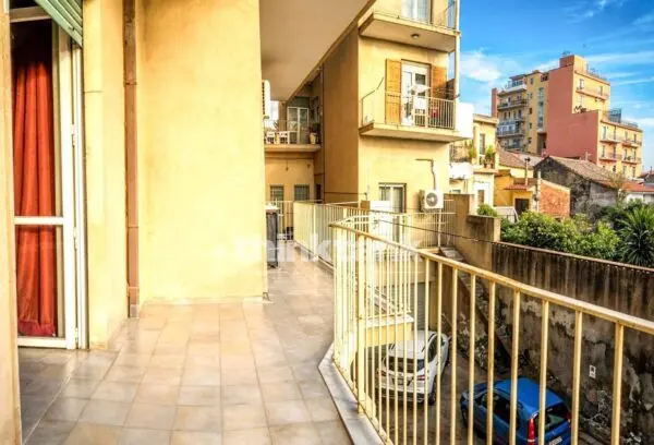 Appartamento via Del Bosco 351, Catania