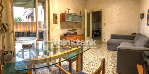 Appartamento via Del Bosco 351, Catania
