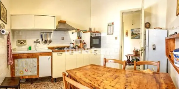 Appartamento via Del Bosco 351, Catania