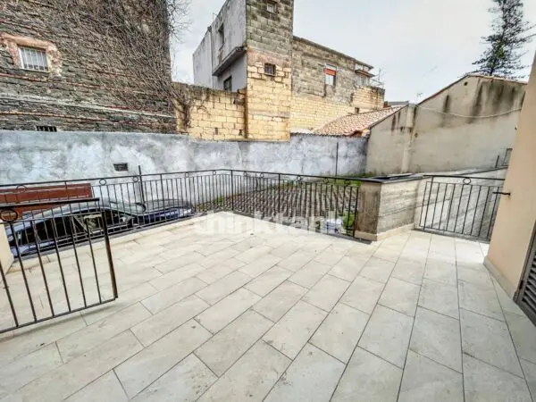 Appartamento via Ogliastro, Catania