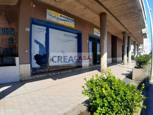 Locale Commerciale via Spiaggia, Mascali