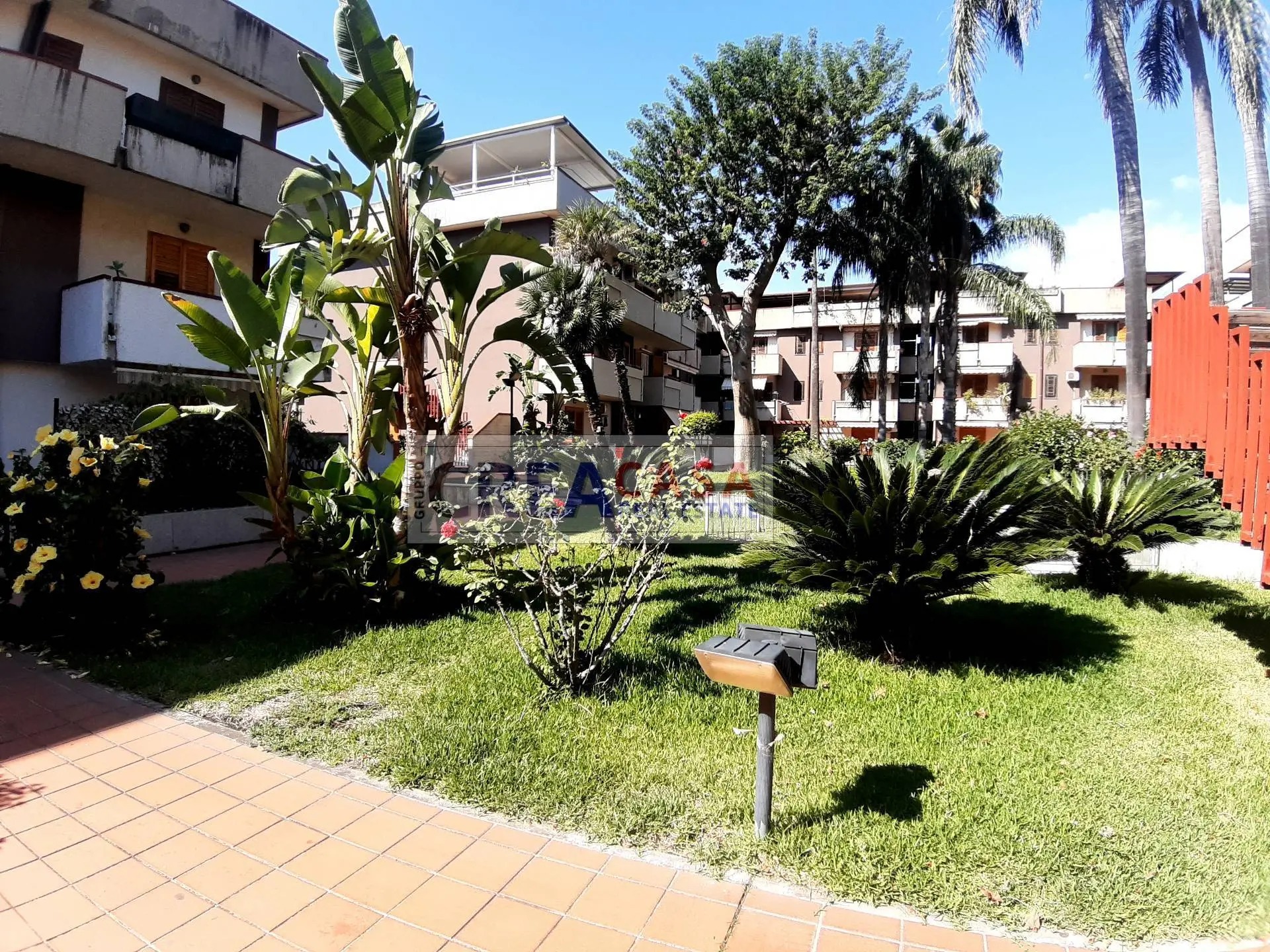 Immagine per Locale Commerciale in vendita a Mascali VIA SPIAGGIA 