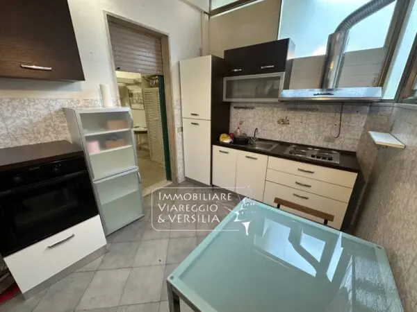 Appartamento via Leopardi 150, Viareggio