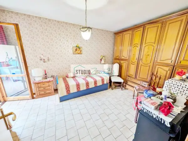 Appartamento via Risciolo, Pietrasanta