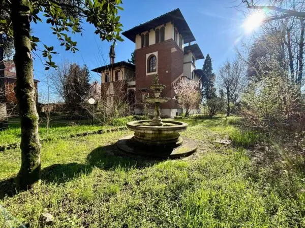 Villa via, Alessandria