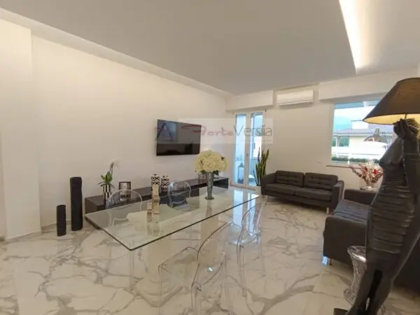 Appartamento via, Forte Dei Marmi
