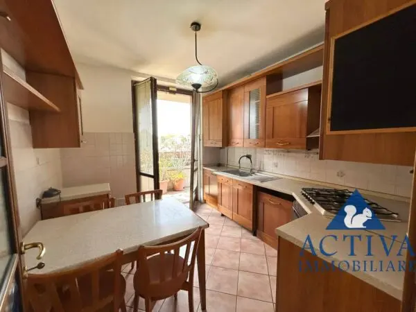 Appartamento via Feltre 42, Olgiate Olona