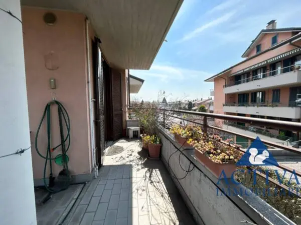 Appartamento via Feltre 42, Olgiate Olona