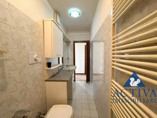 Appartamento via Feltre 42, Olgiate Olona