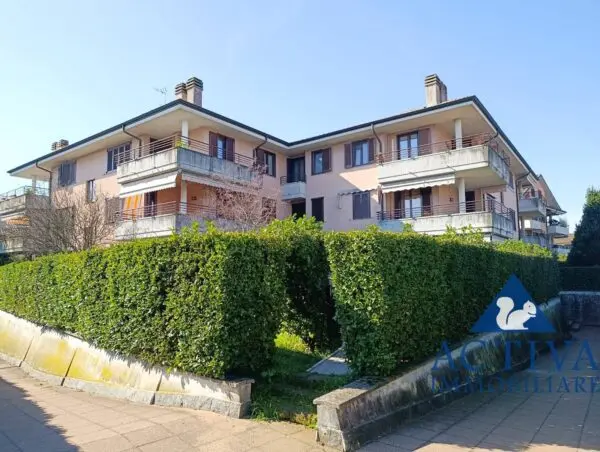 Appartamento via Feltre 42, Olgiate Olona