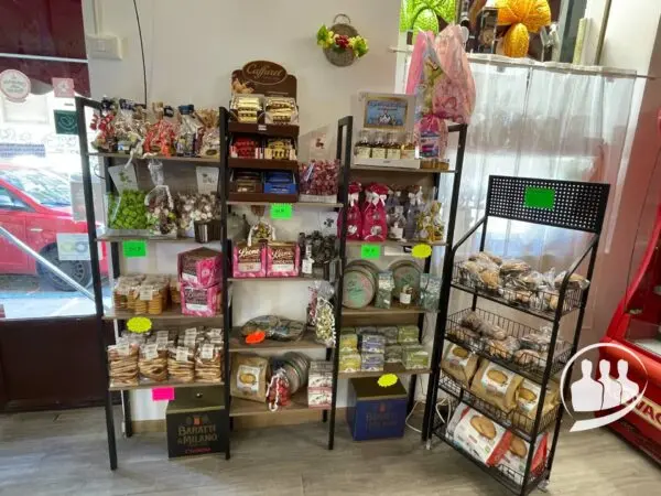 Immagine per Attività Commerciale in vendita a Torino Via Antonio Genovesi 5