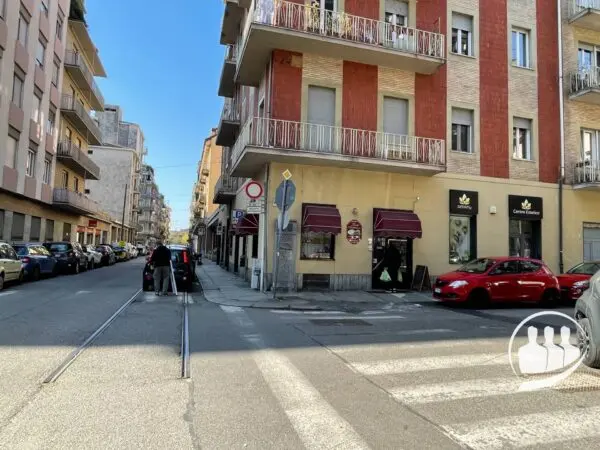 Immagine per Attività Commerciale in vendita a Torino Via Antonio Genovesi 5