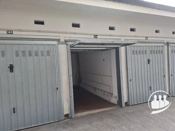 Box / Posto Auto corso Bernardino Telesio 38, Torino