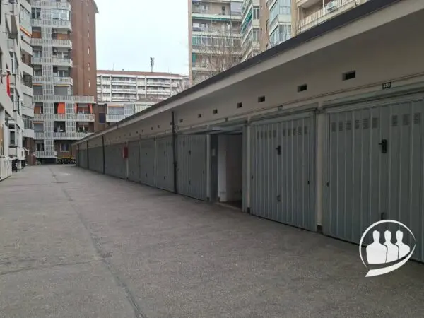 Box / Posto Auto corso Bernardino Telesio 38, Torino