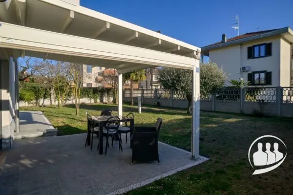 Villa via, Vizzola Ticino