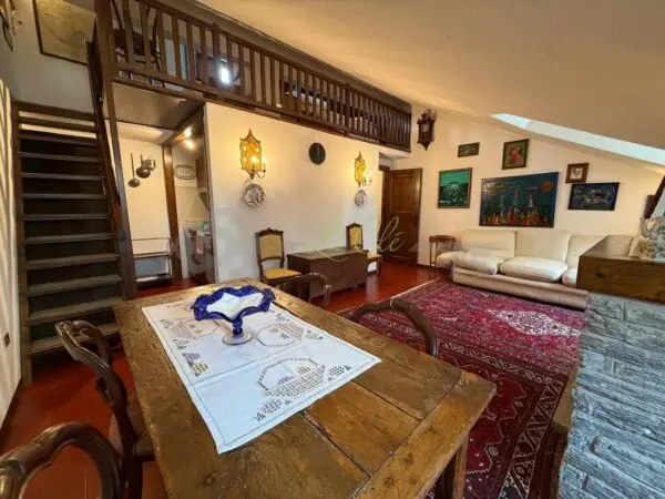 Bilocale via Dei Bagni 9a, Courmayeur