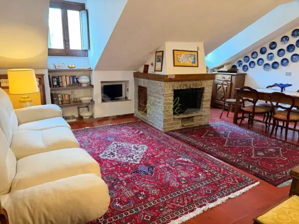 Bilocale via Dei Bagni 9a, Courmayeur