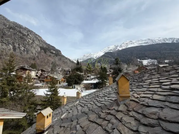 Bilocale via Dei Bagni 9a, Courmayeur