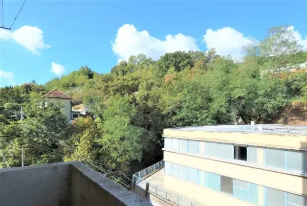 Monolocale via Salita Di Pino Sottano 2, Molassana, Genova