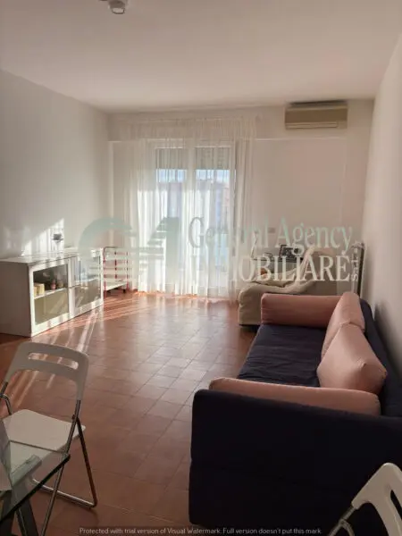Trilocale via Canton, Roma